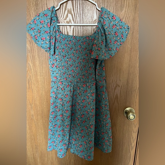 Floral Tie-Front Dress - Picture 2 of 3